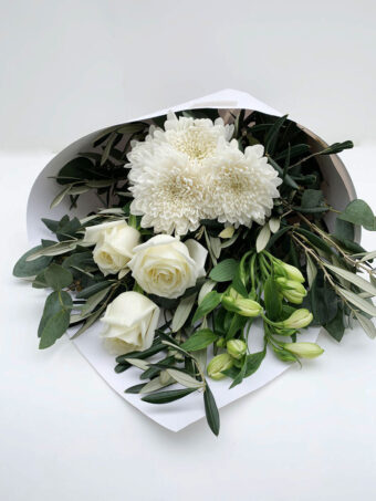 Wild Sweet Snow Pearl Bouquet - Image 3