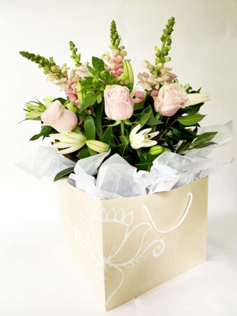 Classic Blush Lily Bouquet - Image 2